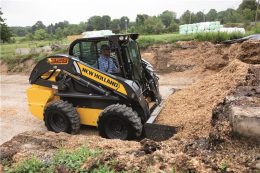 스키드로더  NEWHOLLAND L328