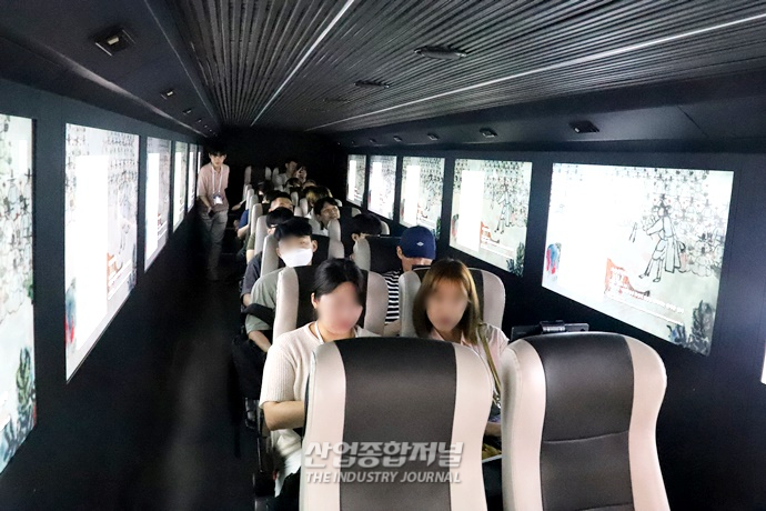 디스플레이 기술 진화, 차량안에서도 수원화성 역사 체험 - 산업종합저널 전시회