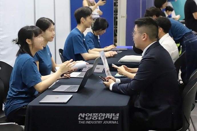 3개 해외 취업 박람회 통합한 ‘글로벌 탤런트 페어’ 개막 - 산업종합저널 전시회