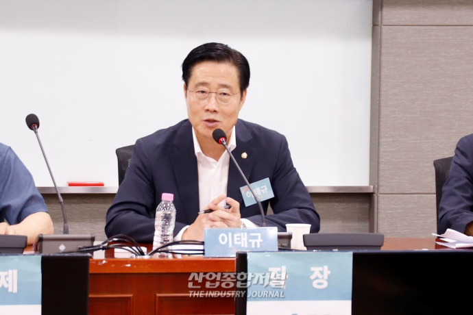 [산업VIEW] ‘직업계고’ 취업 안전망 구축 위한 포럼 개최 - 산업종합저널 동향