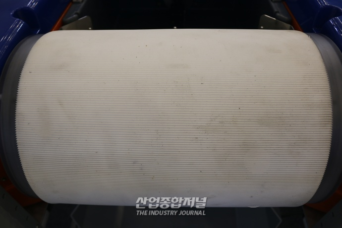 해양 쓰레기 줄여주는 회수 로봇, “인력 투입 최소화” - 산업종합저널 전시회