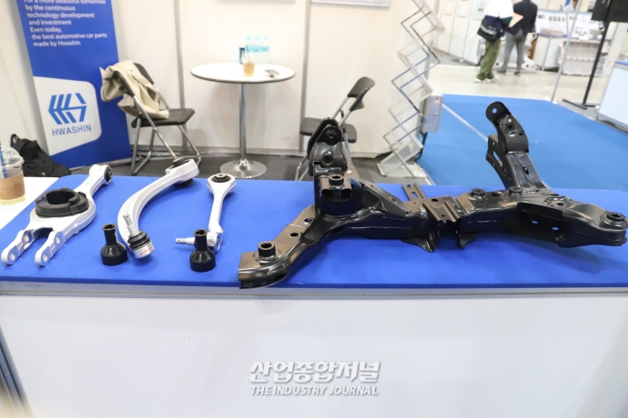 [산업VIEW]자동차 기반 구조물, “강도 높이고 무게 줄이죠” - 산업종합저널 전시회