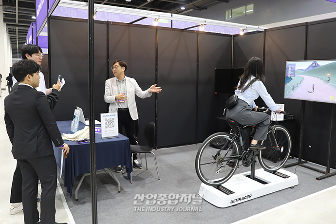제관용접 전문가 구하는 ‘IoT 실내사이클링’ 기업 - 산업종합저널 전시회
