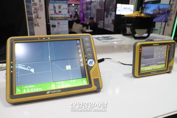 GNSS 시스템으로 건설 현장, 농업 효율↑ - 산업종합저널 전시회