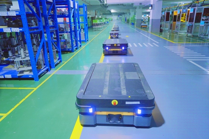 MiR(미르), 로봇 플릿 솔루션으로 무인 물류 프로세스 실현 - 산업종합저널 철강