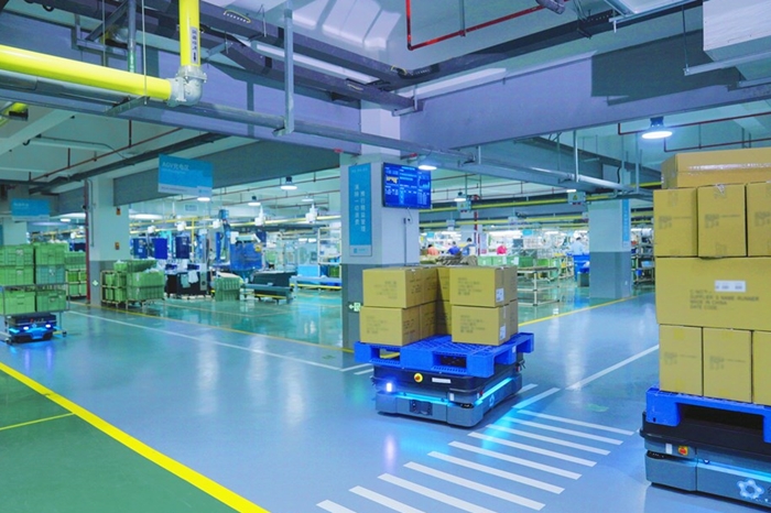 MiR(미르), 로봇 플릿 솔루션으로 무인 물류 프로세스 실현 - 산업종합저널 철강