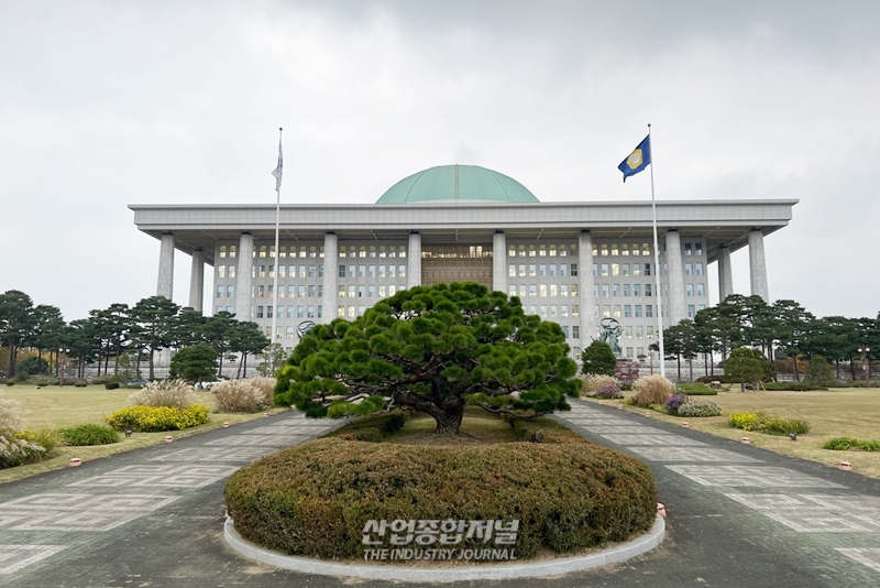 무역조정지원법 개정안 국회 통과, 기업의 통상변화 대응 위한 법적 기반 마련 - 산업종합저널 정책