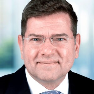 [기고] 성공한 CFO의 업무 비법, '최적의 타이밍', '기술', '팀워크 구현' - 산업종합저널 기타