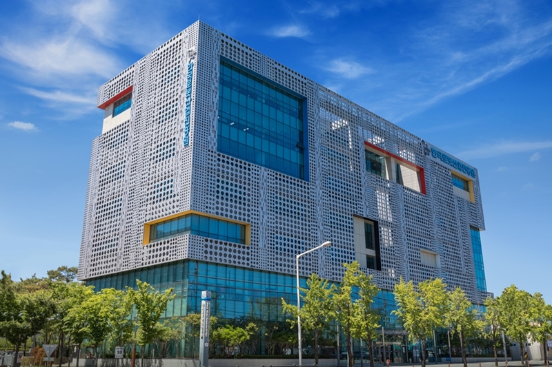 한국로봇산업진흥원, 10억 원 규모 융합 로봇 실증사업 추가 공모 - 산업종합저널 로봇