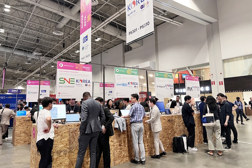 캐나다 토론토에서 열린 북미 최대 AI 콘퍼런스 ‘콜리전(Collision)’ - 산업종합저널 전시회