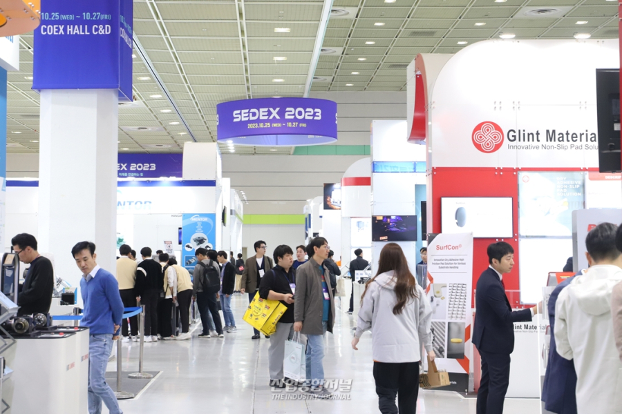 AI 반도체와 최첨단 패키지 기술의 융합 'SEDEX 2024' - 산업종합저널 전시회