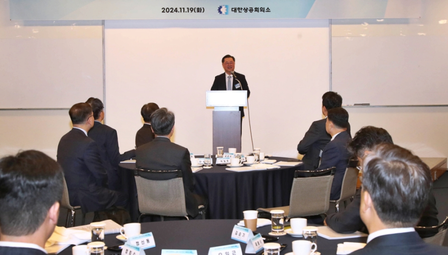 제조업 중심 산업구조, 저탄소 경제 전환 비용 리스크 크다 - 산업종합저널 동향