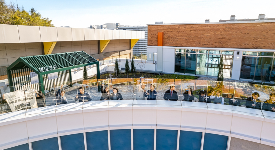 현대위아, 창원성민여고에 별빛 정원 조성 'ESG 경영의 새로운 사례'로 주목 - 산업종합저널 기계