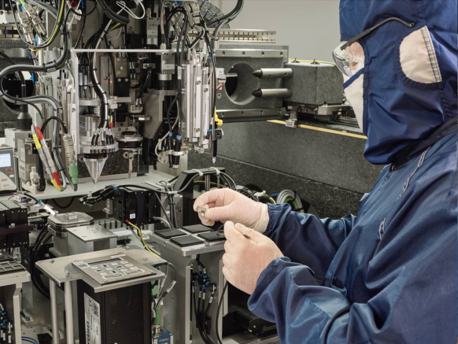 IBM, 생성형 AI 시대를 위한 새로운 광학 기술 발표 - 산업종합저널 동향