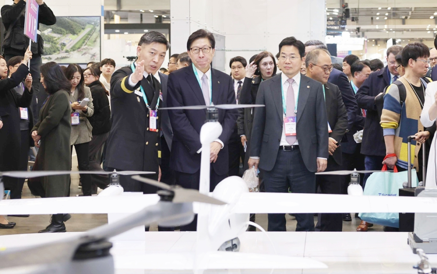 ‘2025 드론쇼코리아’ 역대 최대 규모 개최, 15개국 306개 사 참가 - 산업종합저널 전시회