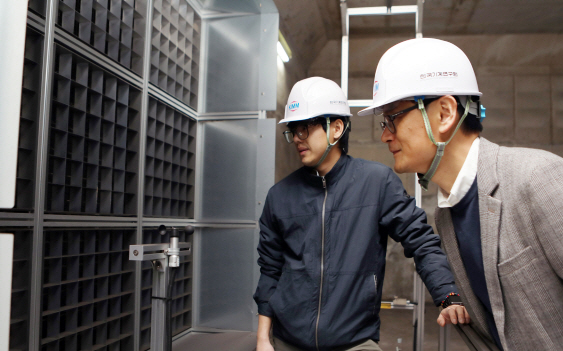 공공시설 미세먼지 저감 강화…기계연, 무필터 공기정화 기술 상용화 추진 - 산업종합저널 기계