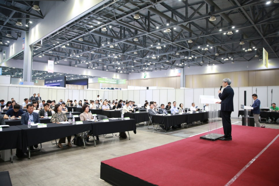 ‘나노코리아 2025’, 국가 전략산업 초격차 이끌 기술 트렌드 제시 - 산업종합저널 전시회