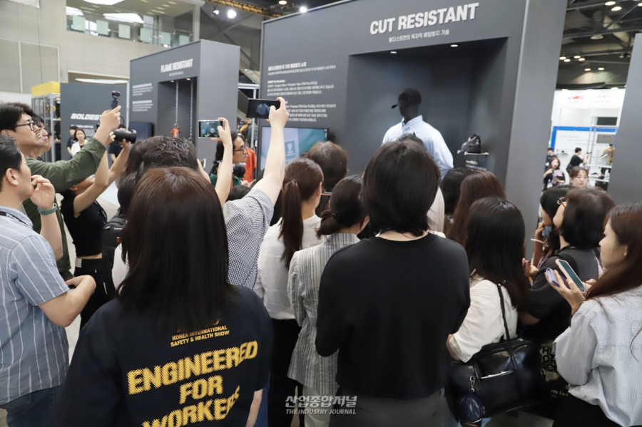‘2025 산업안전보건의 달’ 개막… KINTEX서 산업 현장 리스크 대응 트렌드 조망 - 산업종합저널 전시회