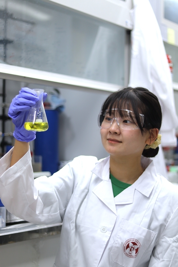 빛과 전기로 합성의 새 길 열다 - 산업종합저널 전자