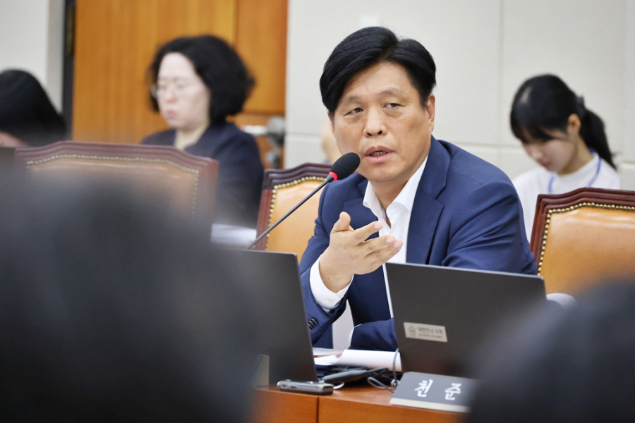 관세 체납자 절반, 10년 이상 장기체납…체납액 1조 원 넘어 - 산업종합저널 정책