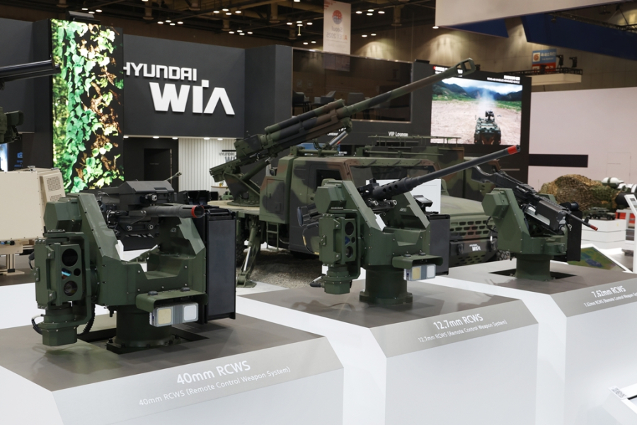 현대위아, 'ADEX 2025'서 차 탑재 '105㎜ 자주포' 공개 - 산업종합저널 기계