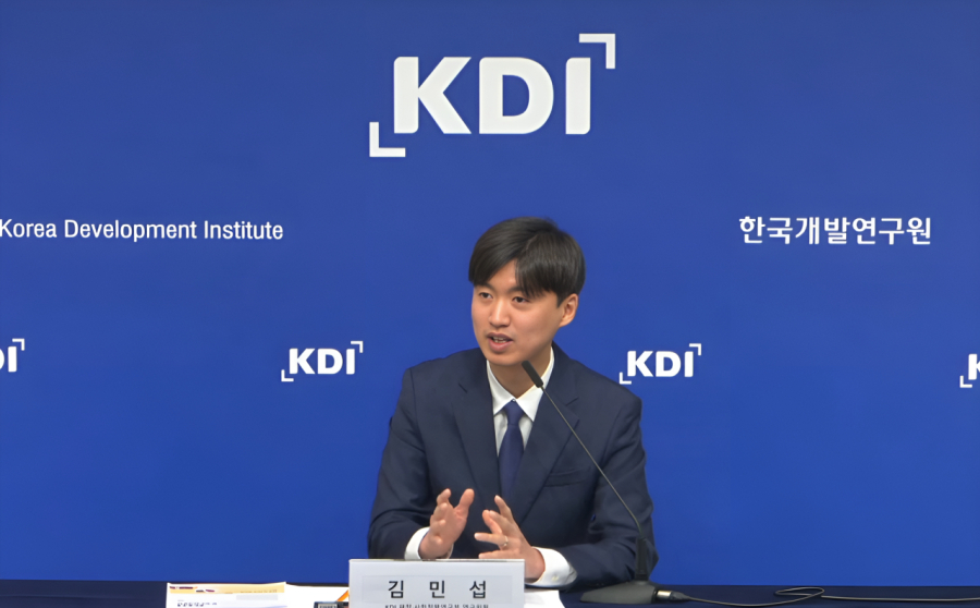 “세계 6위 ‘수학 머리’ 한국인, 취업만 하면 굳는다”…원인은 호봉제 - 산업종합저널 동향