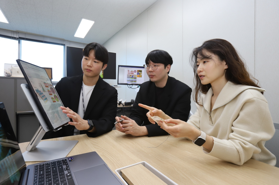 딱딱한 고체형 한계 극복…유연 나노섬유 마이크로 니들 세계 최초개발 - 산업종합저널 기계