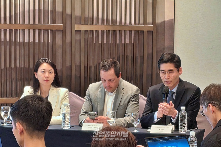 스노우플레이크 에이전틱 엔터프라이즈 전환 업무 실행 AI 전면 배치 - 산업종합저널 전자