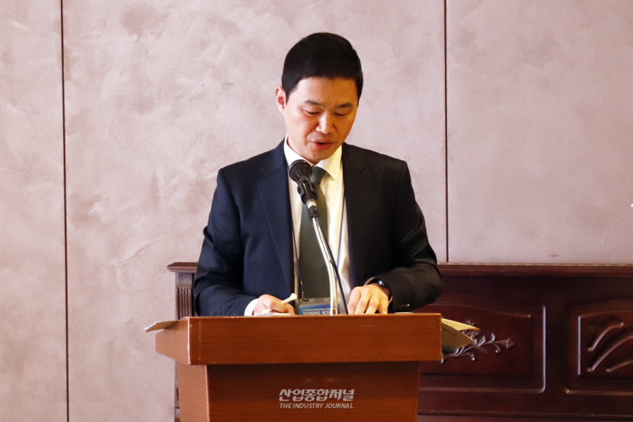 [산업VIEW] 한국탄소나노복합재연구조합, 설립 후 첫 정기총회 개최 - 산업종합저널 소재