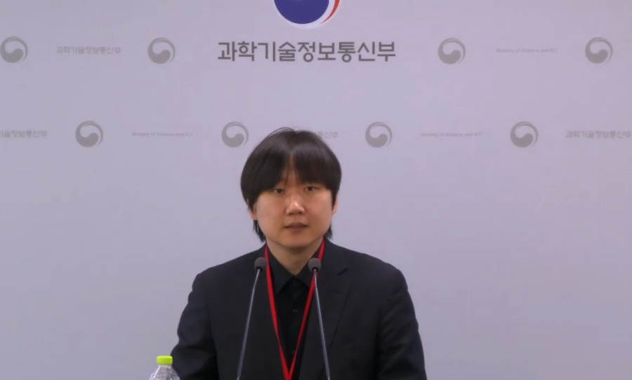 9년 집념이 뚫은 ‘물의 성배’… 영하 60℃서 액체 임계점 첫 포착 - 산업종합저널 소재