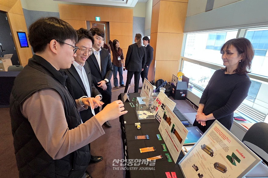 [산업VIEW] “EV 경쟁, 설계·안정성으로 재편”… ‘마우저 세미나 2026’ 개최 - 산업종합저널 부품