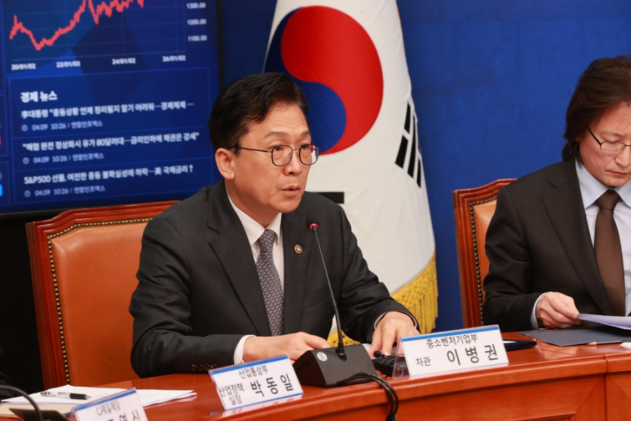 [산업톺아보기] 중동발 원자재 쇼크에 멈춰 선 플라스틱 공장… '리스크 전가' 구조 깬다 - 산업종합저널 부품