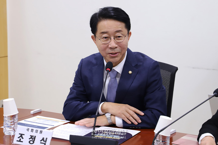 AI, ‘피지컬’로 패러다임 전환…산학관 모여 대응 방안 논의 - 산업종합저널 FA