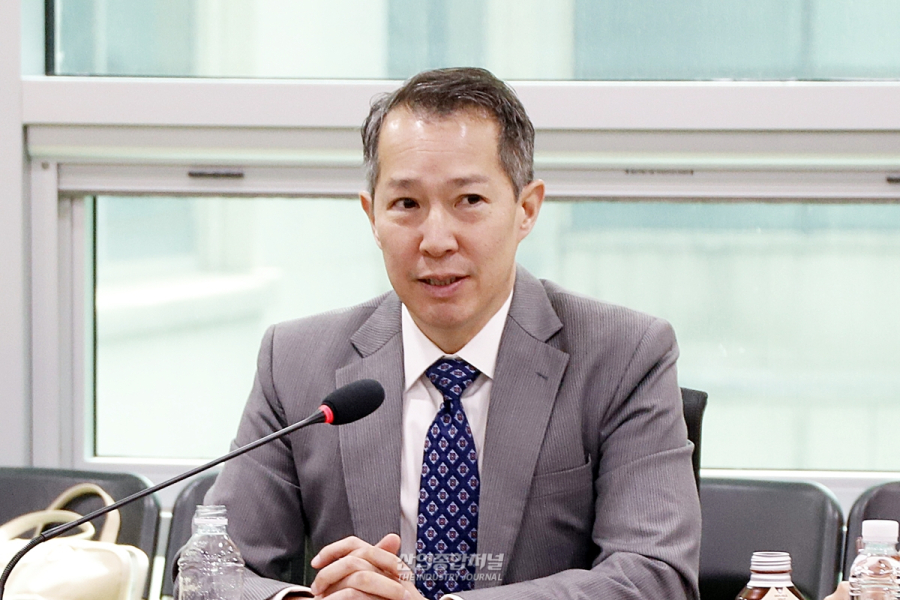 한국 AI 생태계, 개방성과 실용 전략이 핵심 과제 - 산업종합저널 전자