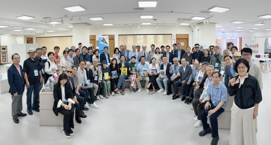 AI 시대, '읽는 잡지'에서 '데이터 자산'으로 진화 모색 - 산업종합저널 FA