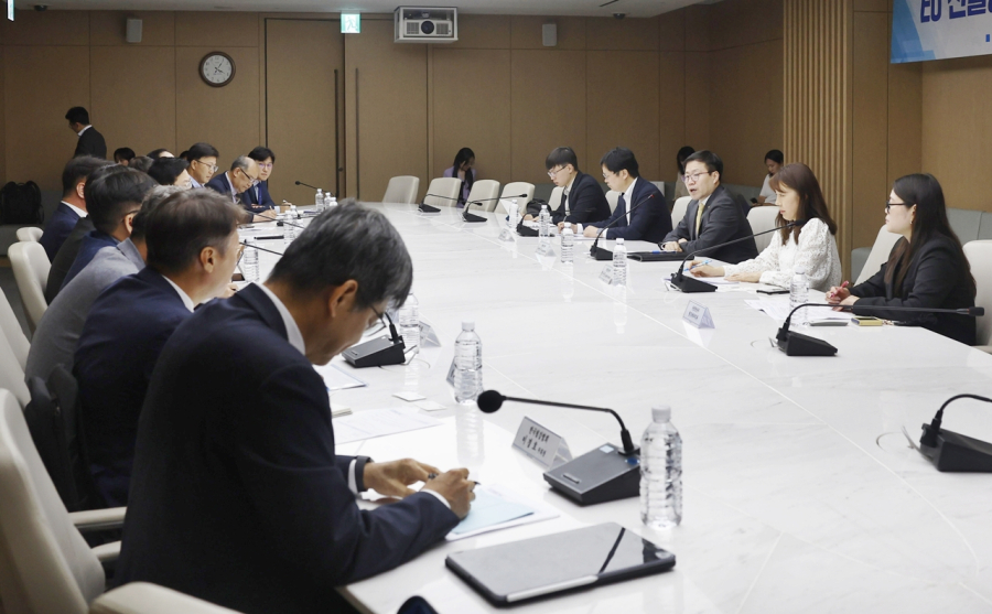 EU 철강 쿼터 절반 줄었지만 한국은 19.7% 감소…‘방어 성공’ 뒤 남은 50% 관세 부담 - 산업종합저널 부품