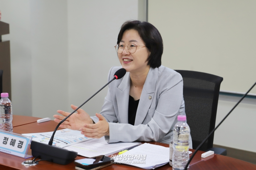 ILO 플랫폼 노동 협약 국내 이행 과제는…양대 노총 “비준·법제화 서둘러야” - 산업종합저널 FA