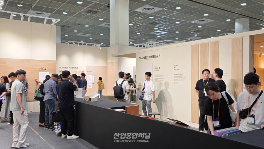 [산업 View] 건축자재 전시회가 AI·로보틱스까지 품었다…코리아빌드위크 개막 - 산업종합저널 FA