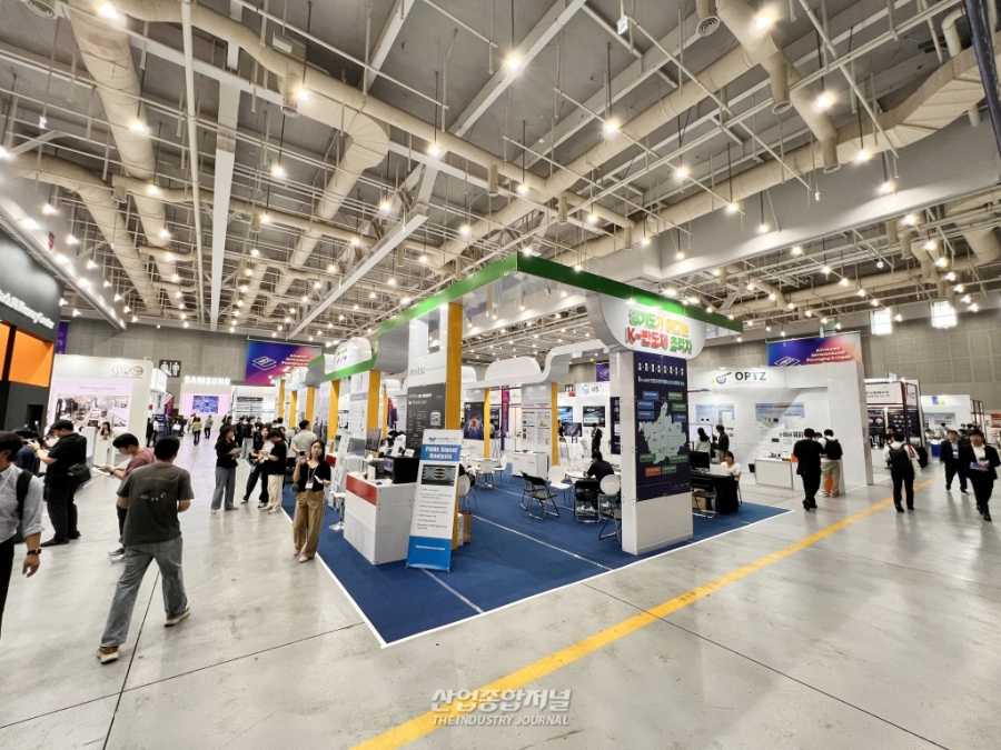 [산업 View] AI 반도체 시대, ‘칩을 잇는 기술’ 한자리에…ASPS 2026 개막 - 산업종합저널 전자