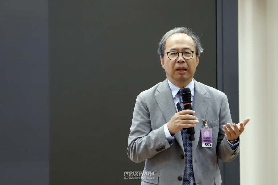 김정호 KAIST 교수 “AI 반도체 경쟁, HBM만으론 부족…삼성·SK 풀스택 전환해야” - 산업종합저널 전자