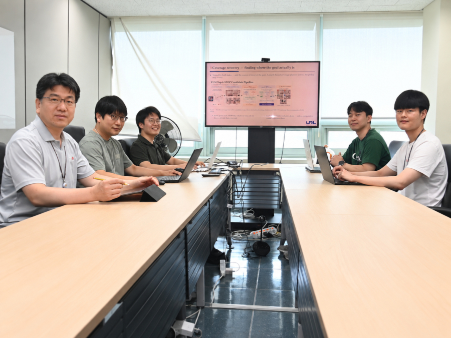 로봇 길찾기 성능 가른 ‘정지 판단’…ETRI-KAIST, ECCV 챌린지 1위 - 산업종합저널 부품