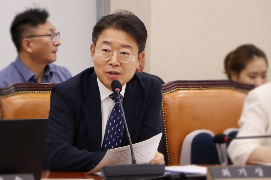 [뉴스그래픽] 2022년 이후 이주노동자 산재 사망자 463명…78.2%가 50인 미만 사업장 - 산업종합저널 FA