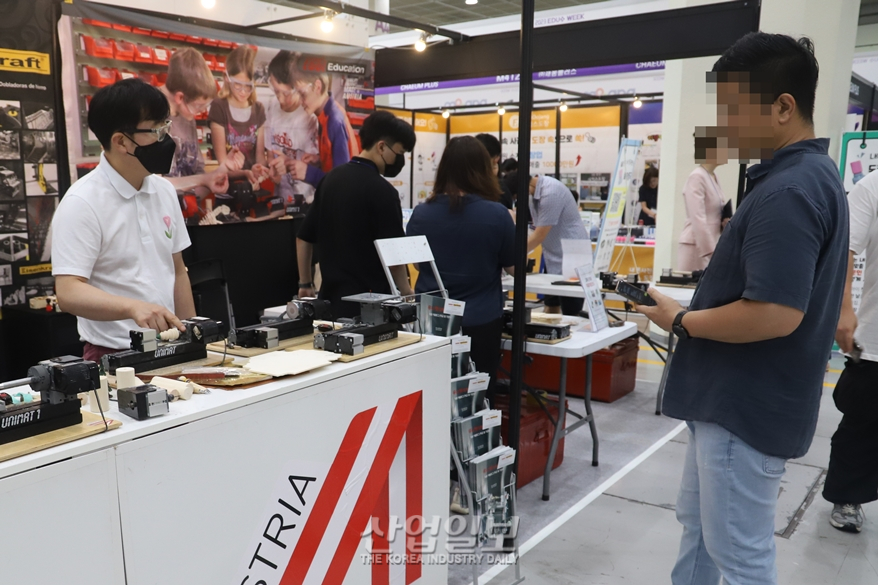 안전 설비로 공작기계 꿈나무 육성