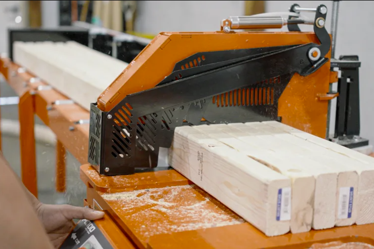 우드마이저(Wood-Mizer), 제재소 목공 및 팔레트 산업 위한 업 컷 톱 신제품 출시