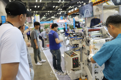 상하로 동작하는 ‘수직형’ 투타발기