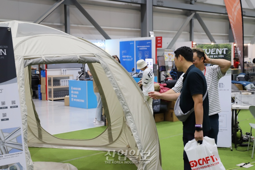 수원메쎄에서 펼쳐진 ‘캠핑 박람회’