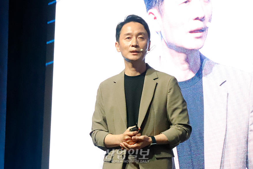 ‘마이데이터’, 단순 데이터 연동 아닌 ‘나’를 찾는 도전