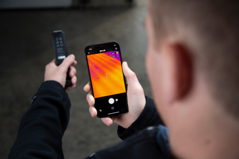 텔레다인 플리어, 모바일 기기용 ‘FLIR ONE Edge’ 듀얼 열화상 카메라 출시