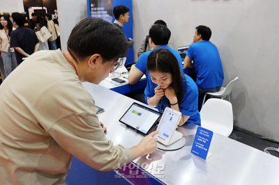 작지만 똘똘한 결제 단말기, 키오스크 역할까지