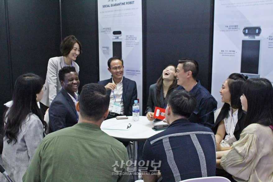 [로보월드] 제조업·서비스·의료·재활로봇 등 최신 기술과 제품 ‘한자리에’